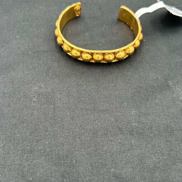 Women’s Sylvia tolendano 24 karat gold plated cuff bracelet - Picture 2 of 7